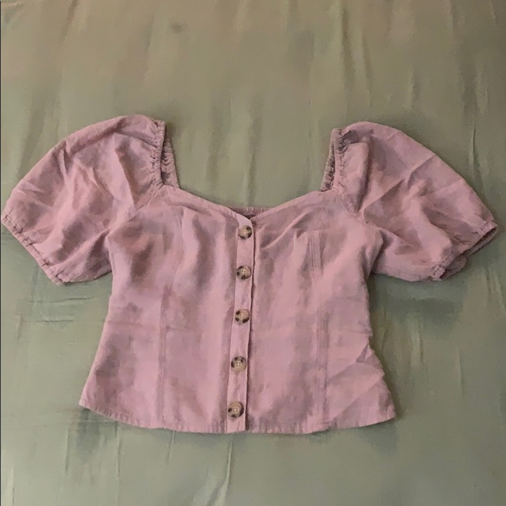 Puffed sleeve peasant blouse